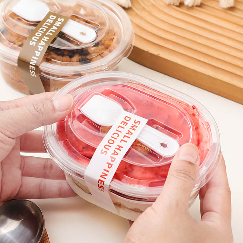 Oval tall dessert blister box with spoon