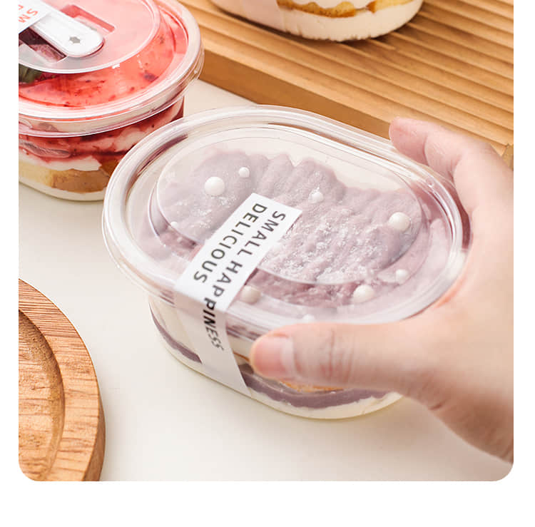 Oval tall dessert blister box with spoon
