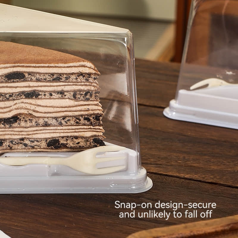 Blister pack for triangle-shaped cake slices